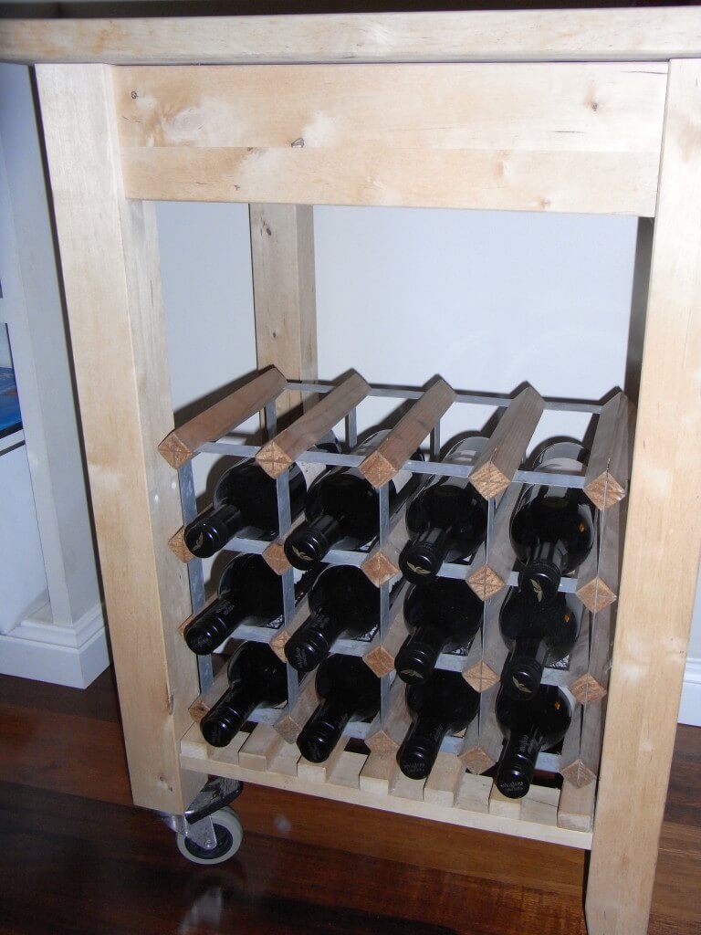 Wine rack - I feel like a grown up with a whole dozen in there!