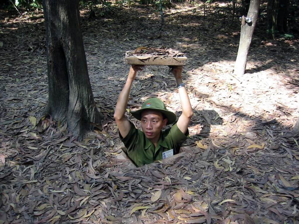 Cu chi tunnels source: www.grandvietnamtours.com 